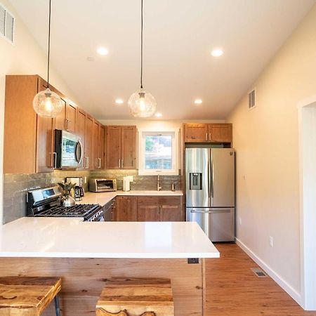 Modern Golden Cottage With Mtn Views Near Red Rocks Exterior photo