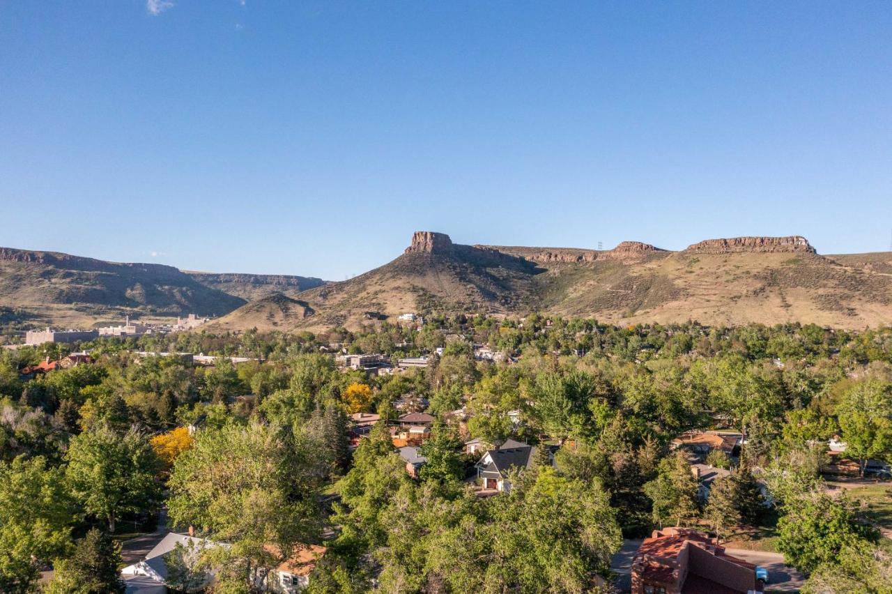 Modern Golden Cottage With Mtn Views Near Red Rocks Exterior photo